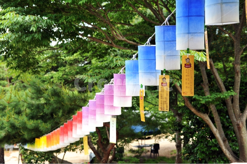 절,사찰,한옥,불교,부처님오신날,신앙,믿음,기도,한국사찰,부산사찰,건축,기와,종교,붓다,한국전통,범어사,한국전통,한국문화,korean traditional,korean culture,종교,신앙,religion,belief,faith,축제,행사,festival,carnival,event,기념일,축하,anniversary,congratulation,celebrate,celebration