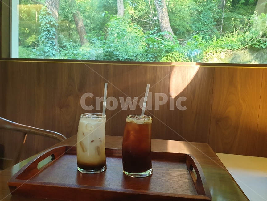 커피,나무,숲,카페,아이스아메리카노,음료수,drink,beverage,커피,카페,coffee,cafe