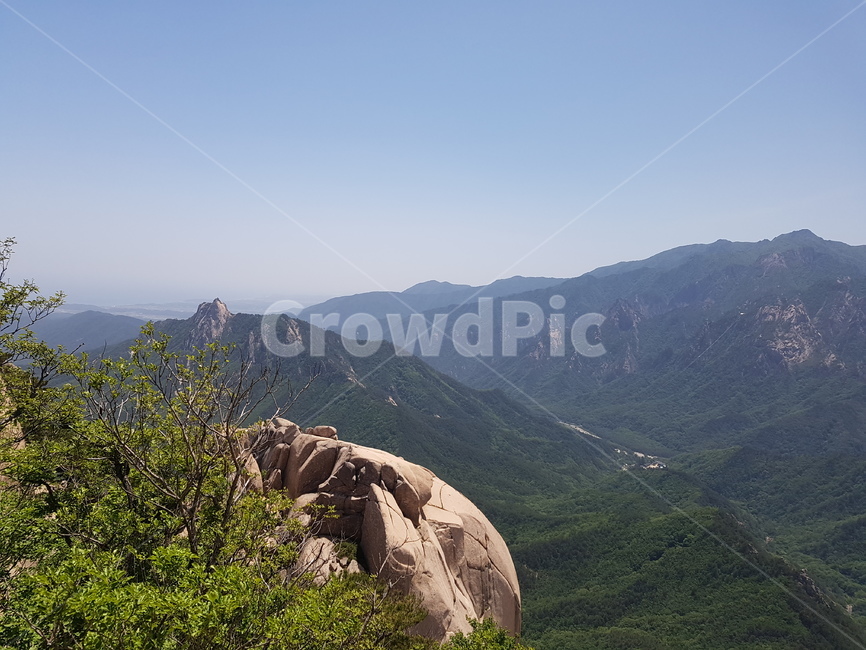설악산,산,산맥,바위,나무,초록,자연경관,자연,속초,하늘,자연,풍경,nature,landscape,식물,plants,나무,trees,wood,outdoors,옥외,mountain,mountain range