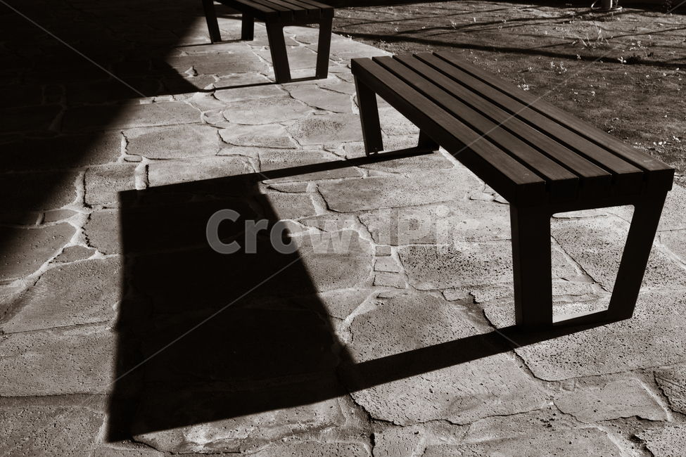 포은중앙도서관,벤치,그림자,쓸쓸한,bench,고독한,사물,물건,오브젝트,thing,object,matter