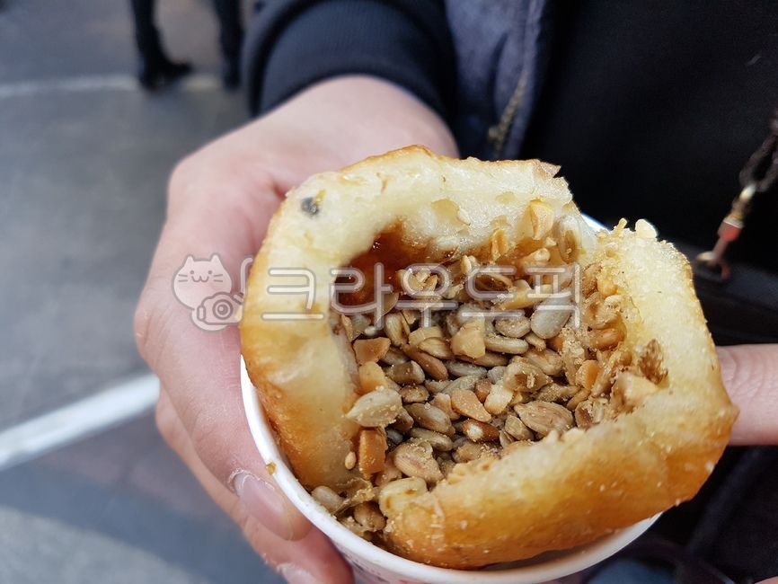씨앗호떡,호떡,부산,깡통시장,씨앗,간식,food