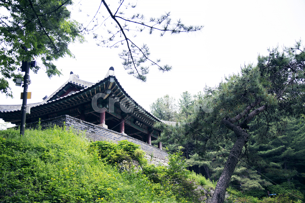 남한산성남문,초여름,흐린날씨,남한산성,녹색,한국전통,한국문화,korean traditional,korean culture,건축물,건물외관,exterior,building,structure,architecture,construction