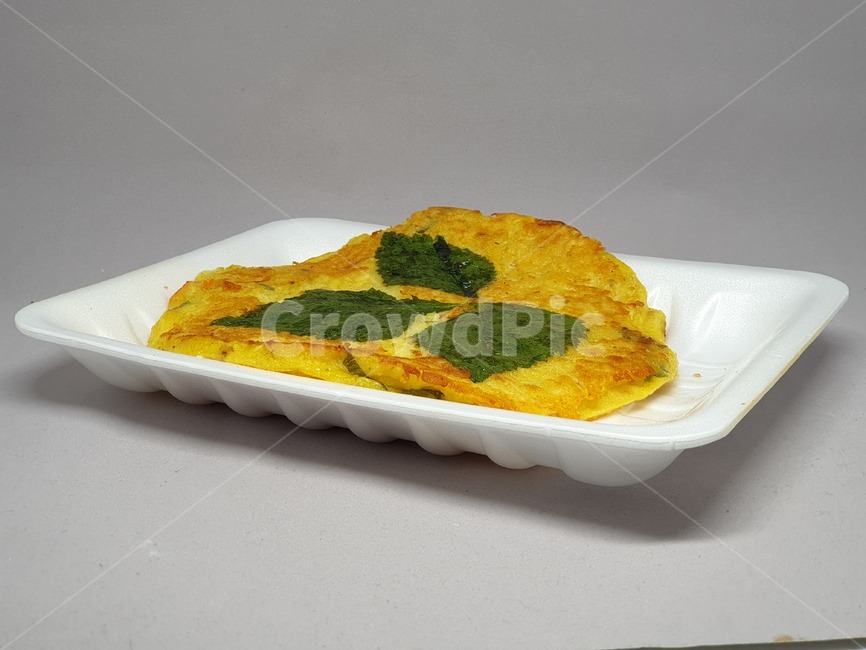 녹두전,전,한국음식,전통음식,명절음식,한국요리,전통요리,명절요리,음식,food,koreafood,스티로품,사물,오브젝트,object,후식,디저트,간식,desert,dish,meal,styrofoam,지지미,치지미,찌지미,깻잎,식물,plants,야채,채소,빈대떡,nokdujeon,mungbeanpancake,bindaetteok,부침개