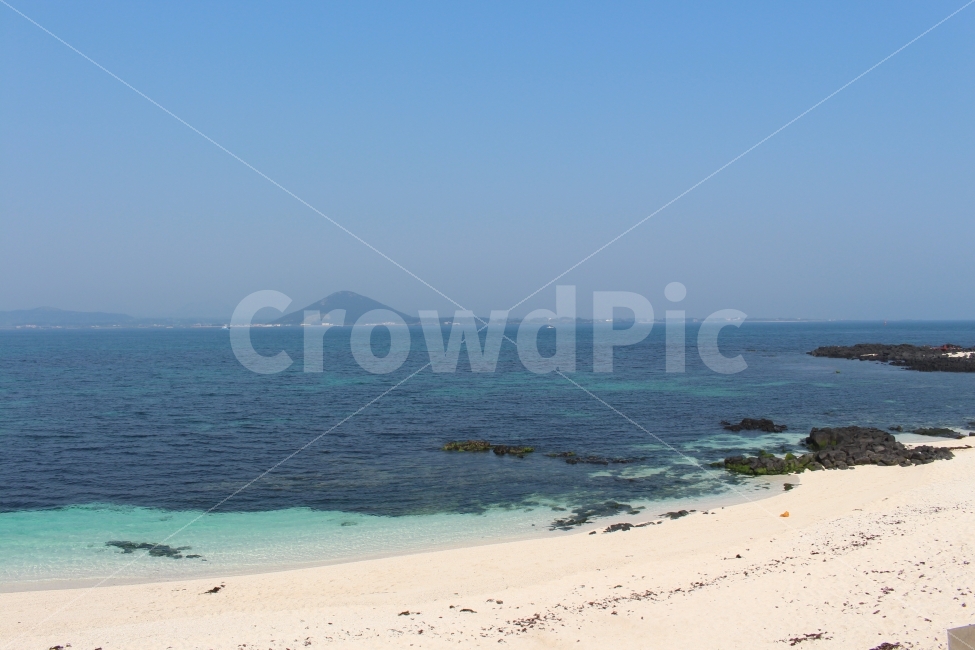 제주도,우도,바다,해변,여행,자연,풍경,nature,landscape,해변,바다,beach,sea,제주도,jeju,jeju island,water,물,shoreline,해안선,land,땅,outdoors,옥외,ocean,대양,coast,연안,promontory,곶