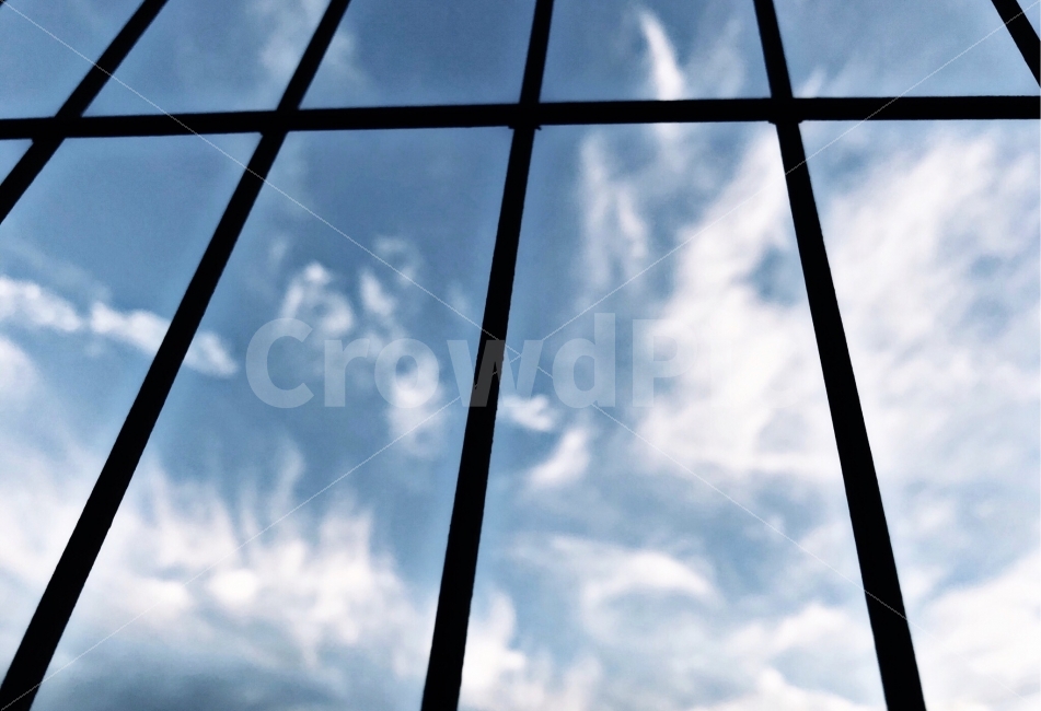 하늘,구름,창,철창,하늘색,가을,자연,풍경,nature,landscape,architecture,건축물,building,건물,window,창문