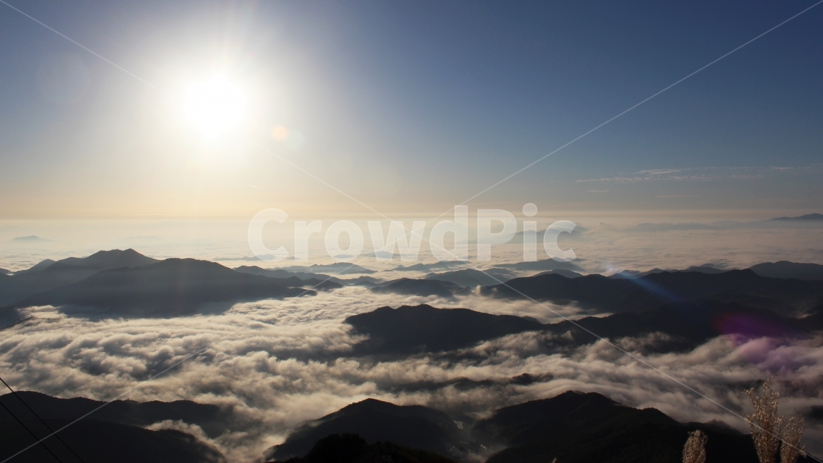 운해,일출,하늘,구름,태양,자연,풍경,nature,landscape,light,빛,flare,플레어,outdoors,옥외