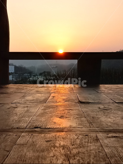 석양,일몰,태양,옥외,붉은하늘,하늘,sunset,outdoors,sunlight,황혼,경치,sky,redsky,nature,마루,정자,자연,풍경,nature,landscape