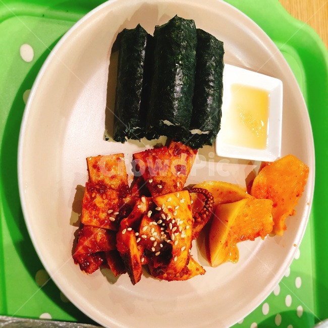 충무김밥,홈메이드,한식,분식,먹거리,매콤,아삭