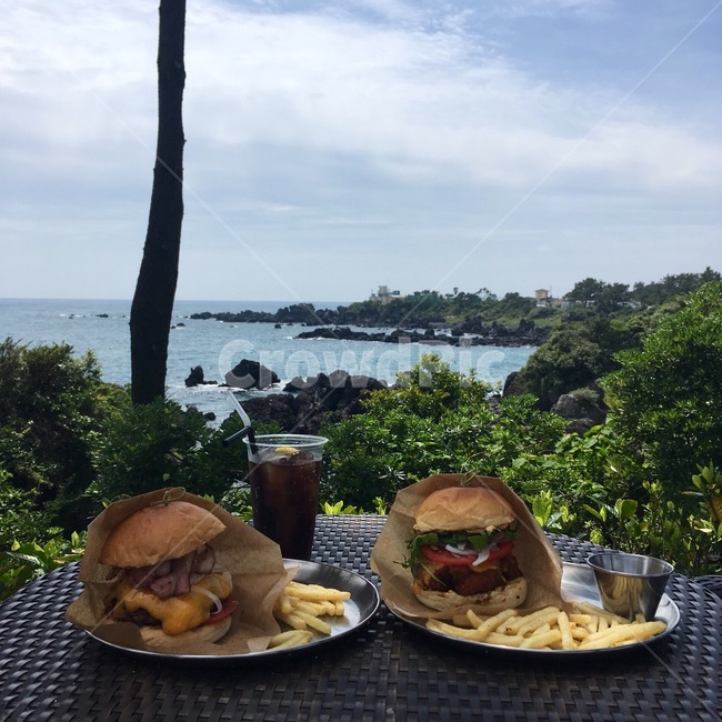 제주도,햄버거,햄버거세트,콜라,뷰,카페,음식,식재료,요리,food,cook,meal,dishes,food reserves,양식,서양음식,서양요리,western food,western dishes,western meal,western cook