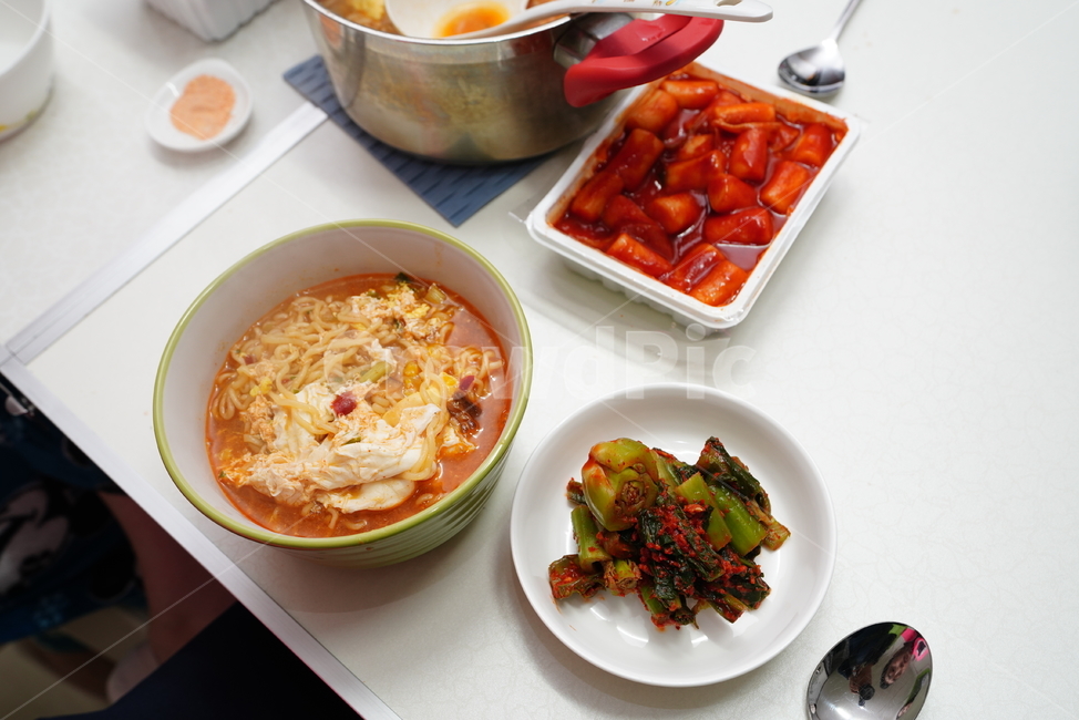 한식,갓김치,김치,먹거리,한국,반찬,식물,집밥,음식,푸드,food,korean,음식,식재료,요리,food,cook,meal,dishes,food reserves,한식,한국음식,한국요리,korean food,korean dishes,korean meal,korean cook