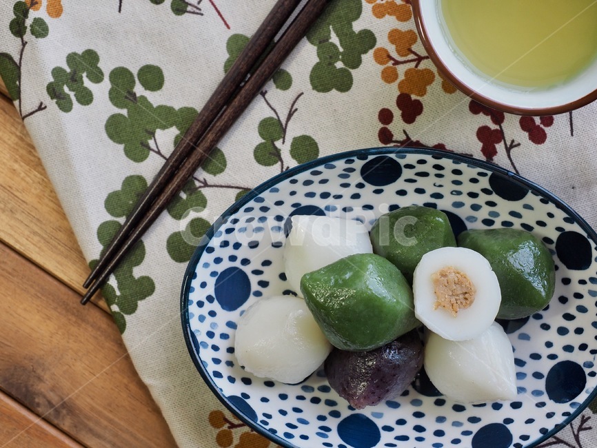 송편,녹차,한국음식,식품,한식,한국문화,한국,배경,음식문화,웰빙,문화,아시아,아시아음식,접시,전통,설날,추석,음식,추석음식,설날음식,명절,명절음식,떡,한국전통,한국문화,korean traditional,korean culture,음식,식재료,요리,food,cook,meal,dishes,food reserves,한식,한국음식,한국요리,korean food,korean dishes,korean meal,korean cook