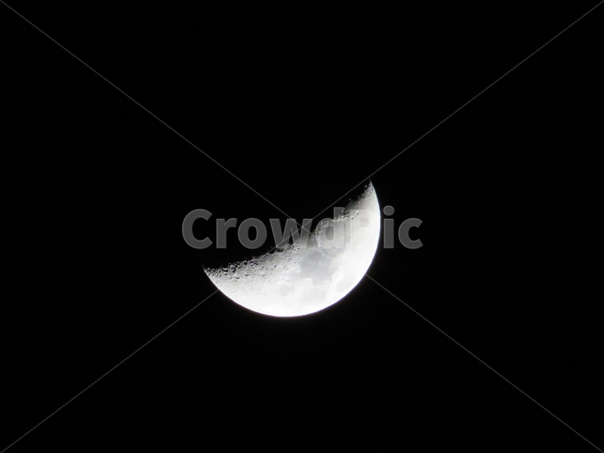 어둠,밤,빛나다,달,반달,초승달,검은색,회색,표면,아름다움,dark,night,klein,moon,halfmoon,crescentmoon,black,gray,surface,beauty