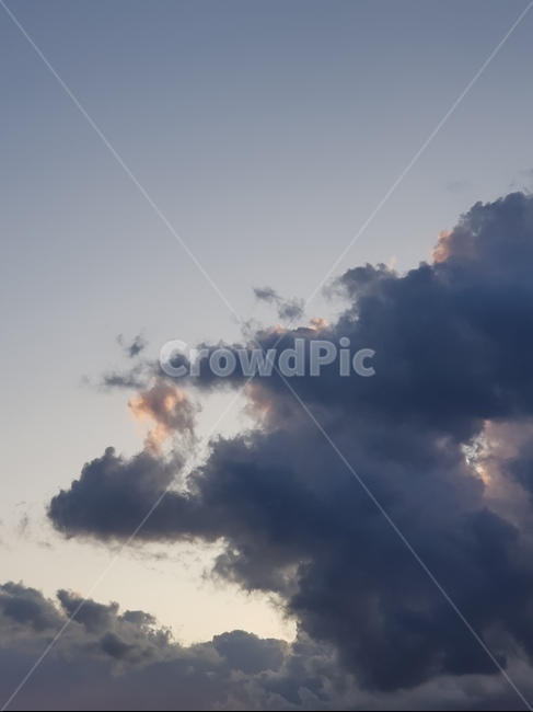 하늘,구름,먹구름,비온뒤,sky,cloud,weather,nature,outdoors,cumulus,날씨