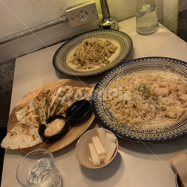 양식,피자,파스타,음식,food,식사,밥,외출,bread,빵,음식,식재료,요리,food,cook,meal,dishes,food reserves