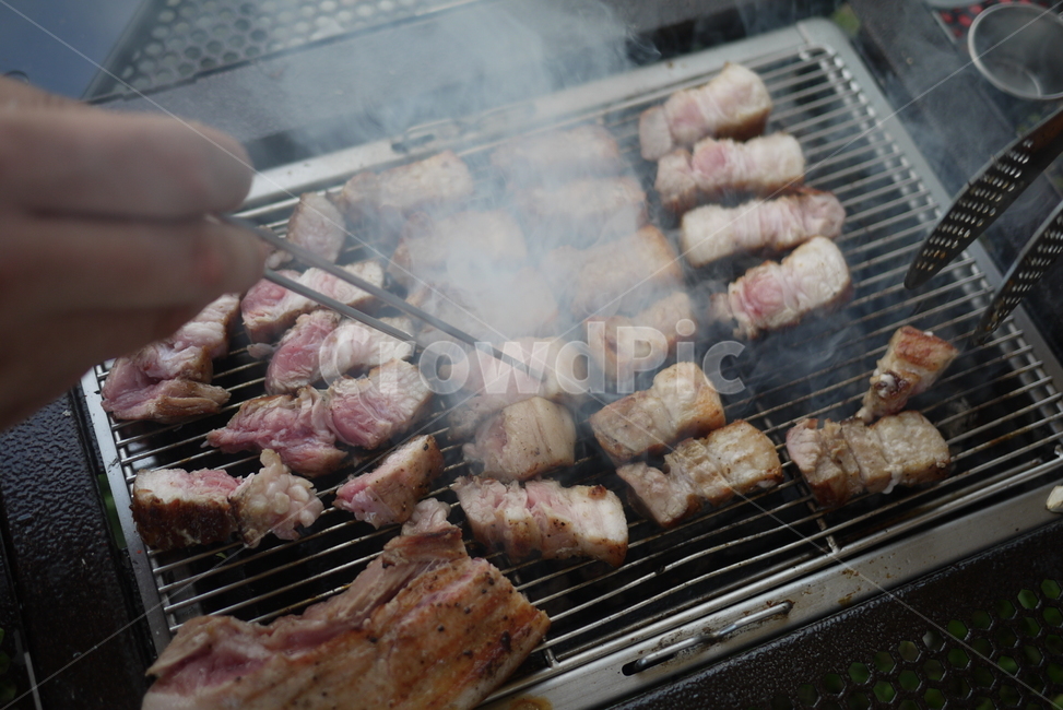 캠핑,캠핑요리,삼겹살,바베큐파티,바베큐,캠퍼,음식,식재료,요리,food,cook,meal,dishes,food reserves,육류,고기,meat