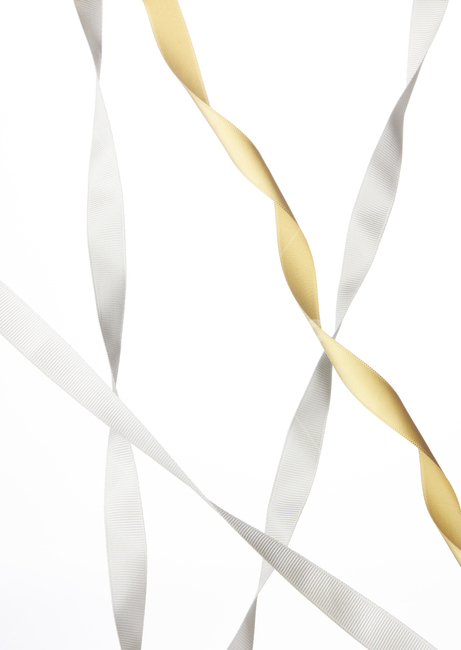 리본,ribbon,패턴,추상,white,yellow,background,꼬임,꼬이다,직선,pattern,연출,컨셉,콘셉,direction,concept