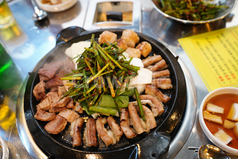 술안주,막창,곱창,염통,대창,소,육식,육류,먹방,음식,부추,안주,불판,술자리,모임,푸드,음식,식재료,요리,food,cook,meal,dishes,food reserves,육류,고기,meat