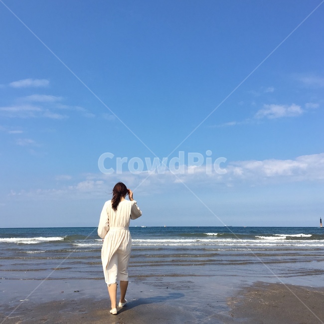 바다,하늘,푸른하늘,푸른바다,제주도,이호테우,이호테우해변,원피스,소녀,여자,청순한,맑은,봄,여름,바닷가,쾌창한,해변,바다,beach,sea,제주도,jeju,jeju island,사람,인물,인간,human,person,여성,여자,woman,female,lady,clothing,의류,apparel,의복