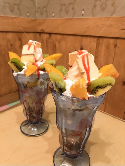 파르페,과일,디저트,카페,fruit,dessert,food,음식,cream,크림,아이스크림,icecream,디저트,간식,후식,dessert,snack