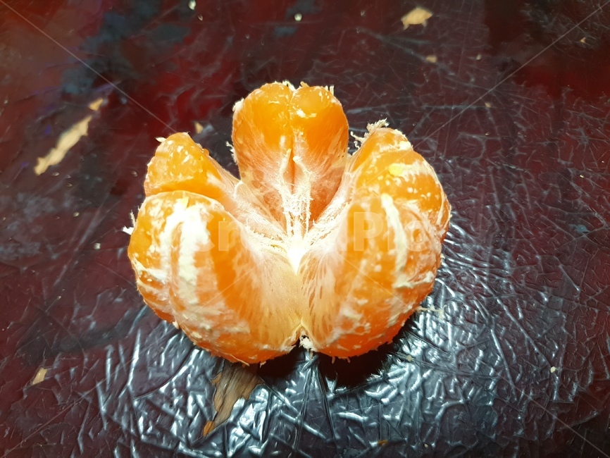 귤,과일,fruit,orange,tangerine,탠저린,클레멘타인,clementine,사츠마,satsuma,오렌지,감귤,껍질,귤껍질,제철과일,겨울제철과일,겨울과일,식품,식자재,식재료,음식,식재료,요리,food,cook,meal,dishes,food reserves,과일,열매,fruit