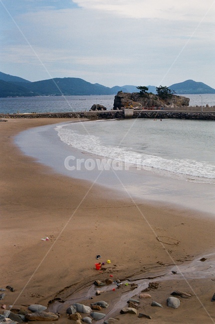 필름사진,filmphotography,필름,해안선,shoreline,자연,nature,바다,sea,모래사장,풍경,남해,옥외,outdoors