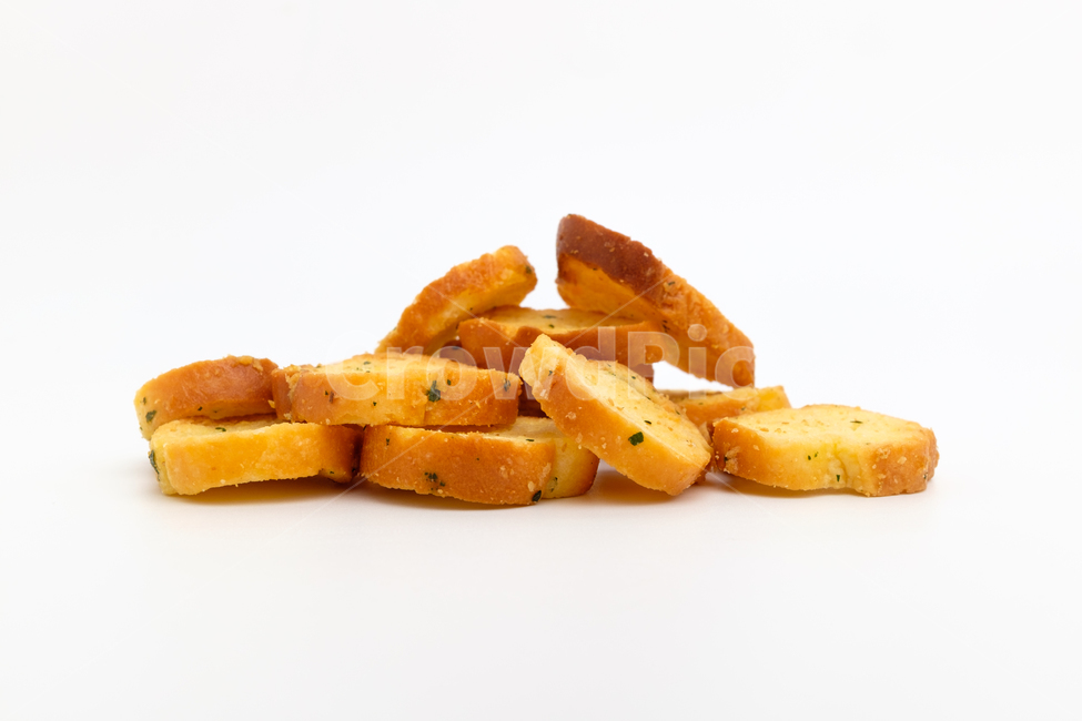 빵,마늘,마늘빵,바게트,스낵,과자,마늘향,버터,파슬리,허브,구운,동그란,바삭바삭한,부드러운,자른,간식,디저트,식사,슬라이스