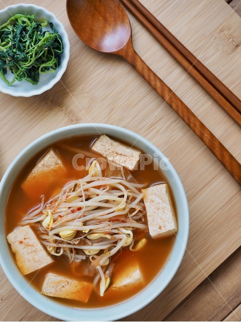soup,Bean sprouts,chopsticks,Korean,Korean culture,Gamcha soup,food,food culture,side dish,korea,Asia,background,wellbeing,culture,Spoon,Korean food,Asian food,Bean sprout soup,Soup food,tofu,Bean sprout kimchi soup