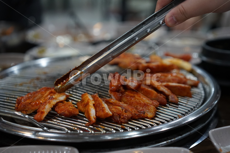 고기,육류,불판,고깃집,닭갈비,숯불닭갈비,숯불,음식,한식,음식,식재료,요리,food,cook,meal,dishes,food reserves,육류,고기,meat