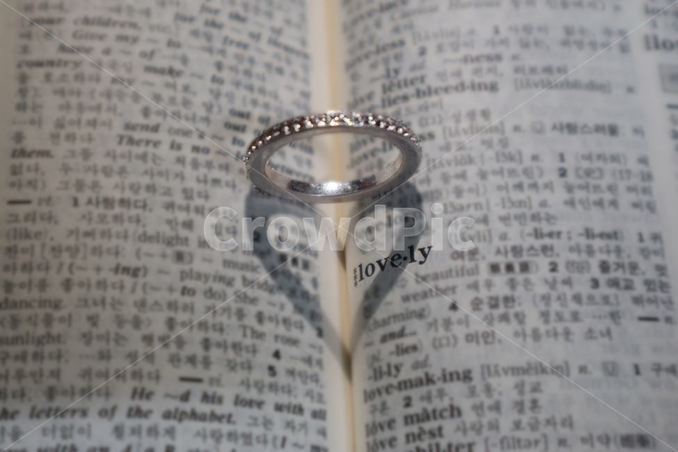 반지,하트,사랑,그림자,러브,결혼,혼례,웨딩,wedding,marriage,marry,감정표현,기분,feeling,emotion,축제,행사,festival,carnival,event,사물,물건,오브젝트,thing,object,matter