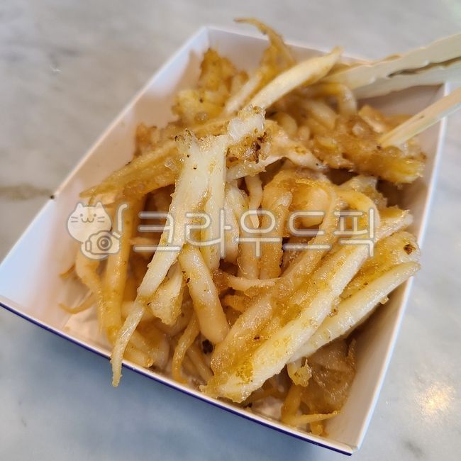 street food,snack,Butter Grilled Squid,squid legs,food