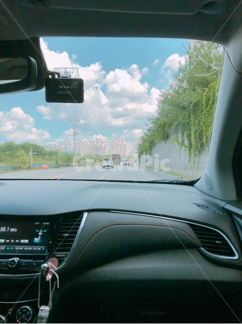 차,구름,하늘,풍경,차안,교통,교통수단,traffic,transportation