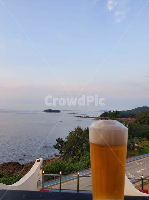 바다,변산,채석강,alcohol,알코올,drink,음주,beverage,마실것,beer,맥주,glass,유리