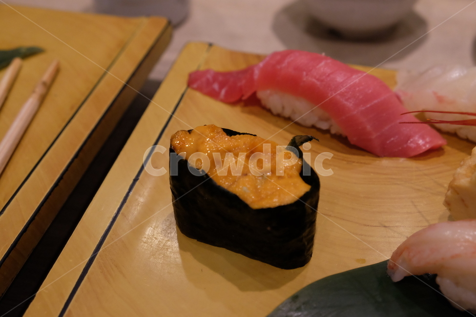 우니,성게알,스시,초밥,일식,음식,식재료,요리,food,cook,meal,dishes,food reserves,수산물,해산물,fishery products,seafood,일식,일본음식,일본요리,Japanese food,Japanese dishes,Japanese meal,Japanese cook