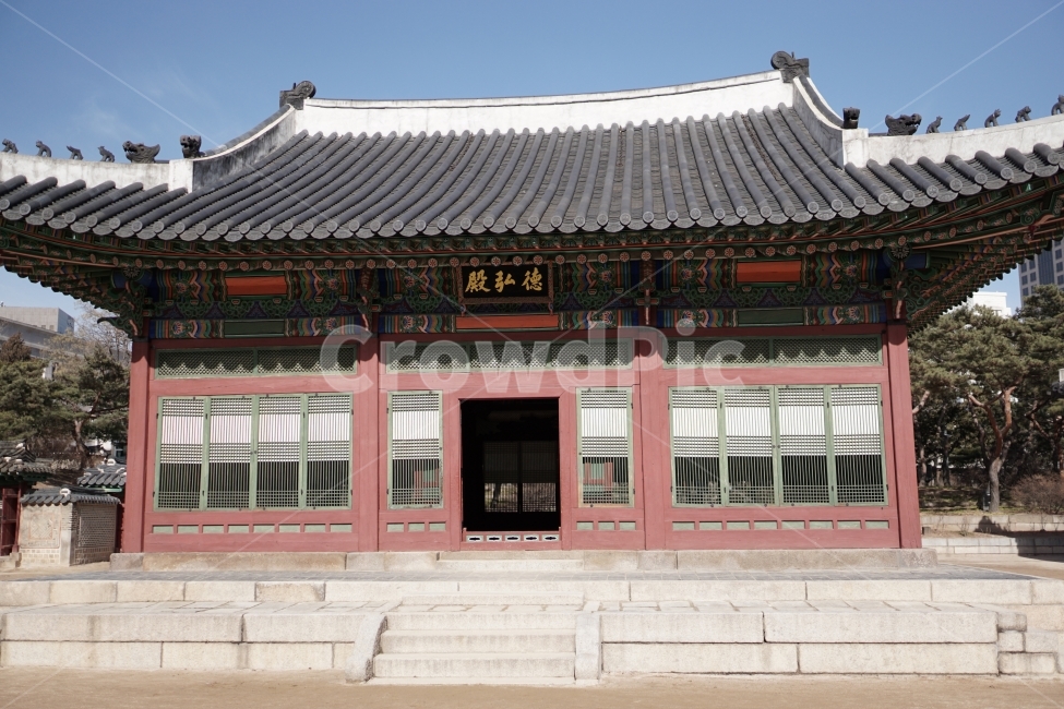 한국,한국적인,한국문화,한국전통,문화재,문화,전통,역사,한국역사,왕궁,궁궐,조선시대,조선왕조,유적,유적지,서울,korea,seoul,history,히스토리,킹돔,kingdom,동양,동양문화,아시아,asia,culture,건축,토목,한옥,지붕,기와,처마,풍경,landscpe,겨울,winter,culturalassets,덕수궁,덕홍전,단청,한국전통,한국문화,korean traditional,korean culture,랜드마크,landmark,tourist attraction,한국랜드마크,한국관광지,한국명소,korea landmark,korea tourist attraction,건축물,건물외관,exterior,building,structure,architecture,construction