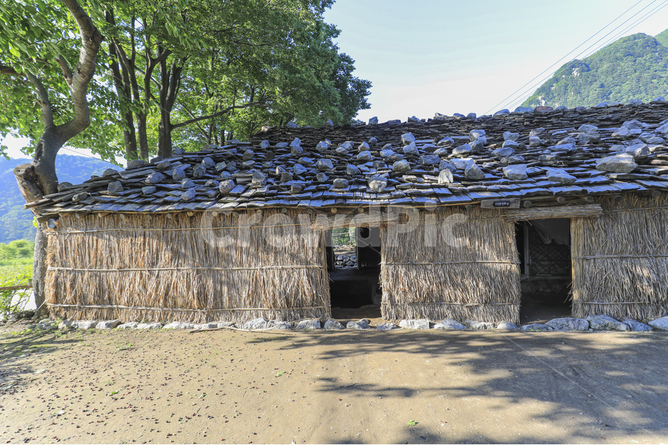 너와집,전통가옥,옥외,건물,outdoors,building,시골,마을,풍경,landscape,country,rural,town