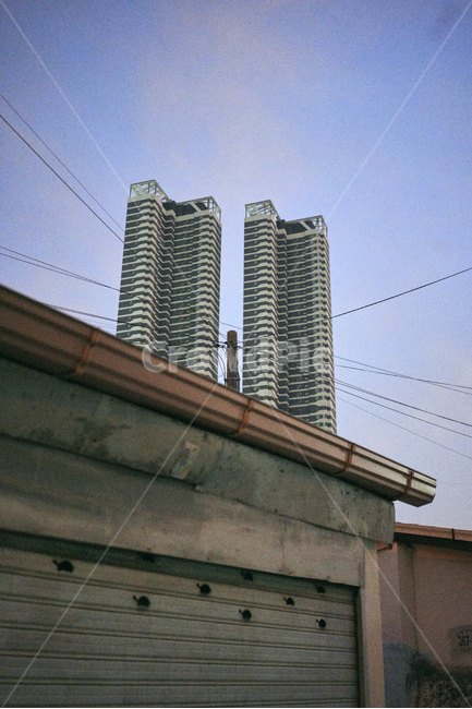 highrise,고층건물,urban,어반,town,도시,building,건물,city,시티,officebuilding,사무실건물,쌍둥이빌딩,쌍둥이,필름,필름사진,감성사진