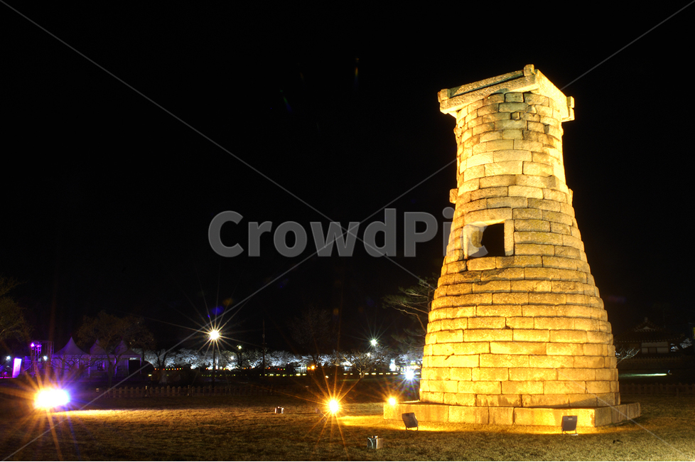 경주,야경,첨성대,별자리,별,관측,야경,밤,풍경,nightscape,night,landscape,랜드마크,landmark,tourist attraction,한국랜드마크,한국관광지,한국명소,korea landmark,korea tourist attraction,architecture,건축물,building,건물,tower,탑