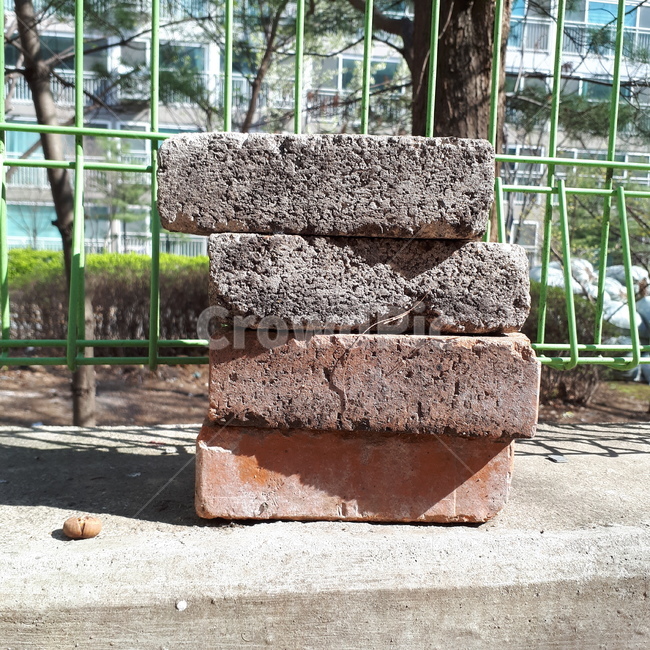 brick,벽돌,wood,나무,차곡차곡