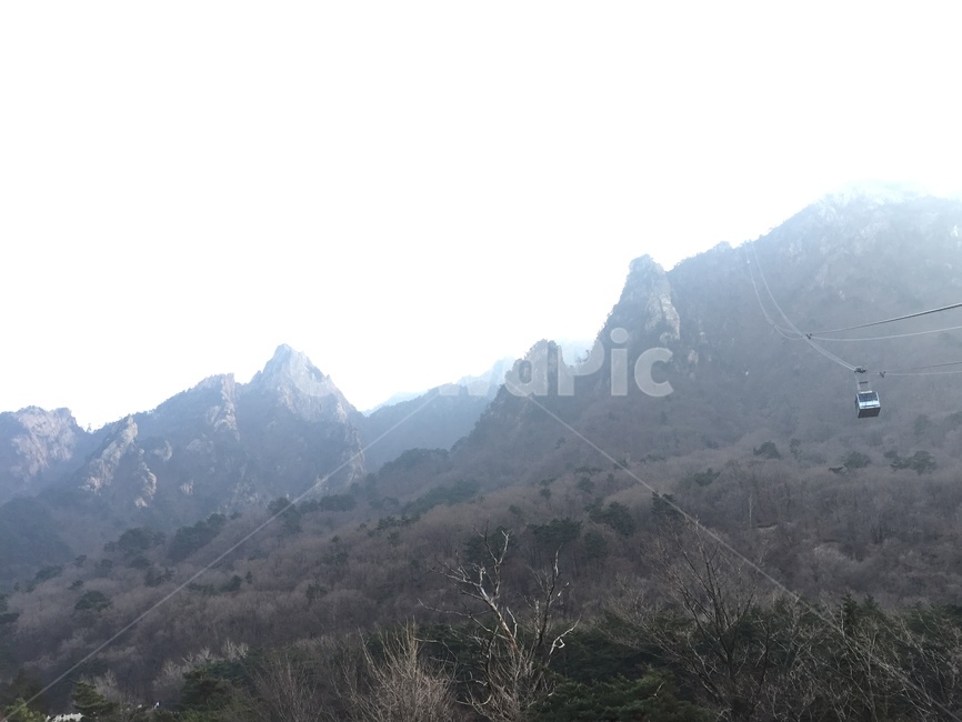 설악산,설악산케이블카,케이블카,산등성이,산풍경,산,mtseolark,seolarkmountain