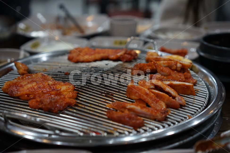 고기,육류,불판,고깃집,닭갈비,숯불닭갈비,숯불,음식,한식,음식,식재료,요리,food,cook,meal,dishes,food reserves,육류,고기,meat