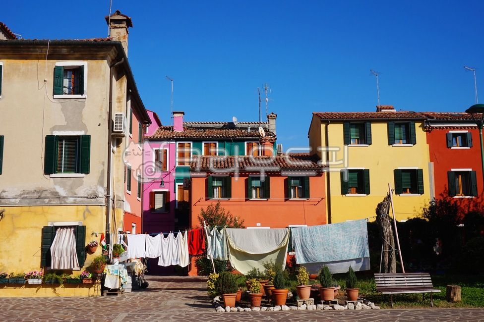 atmosphere,color,mood,Color,saturation,Vivid,Wash,peace,Italy,Southern,Emotion,sunny,colorful