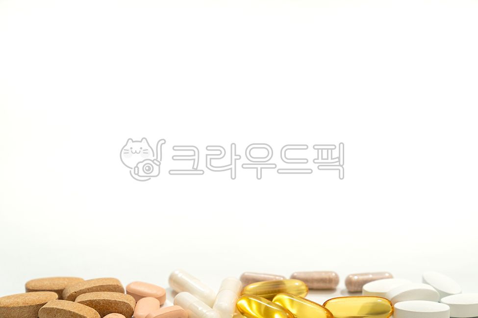 Prescription,capsule,Medical treatment,health,medicine,medication,pill,vitamin,approximately,prescription,pharmacy,Nutrients,hospital,Restrictions