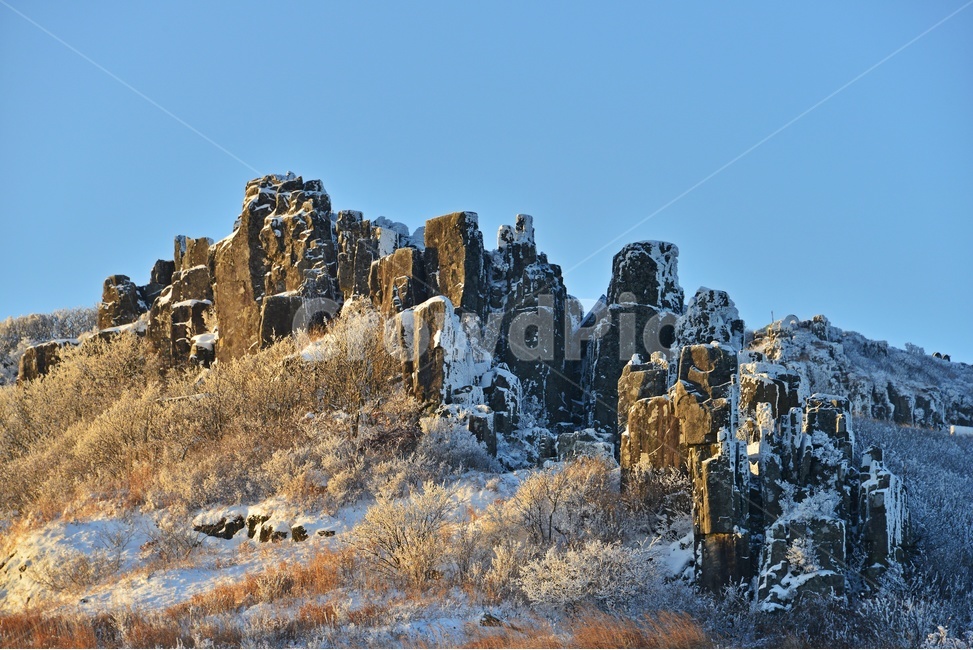 outdoors,옥외,nature,자연,mountain,산,mountainrange,산맥,scenery,풍경,무등산,무등산설경,무등산상고대,설경,상고대,겨울,계절,억새,누애봉,서석대,주상절리대