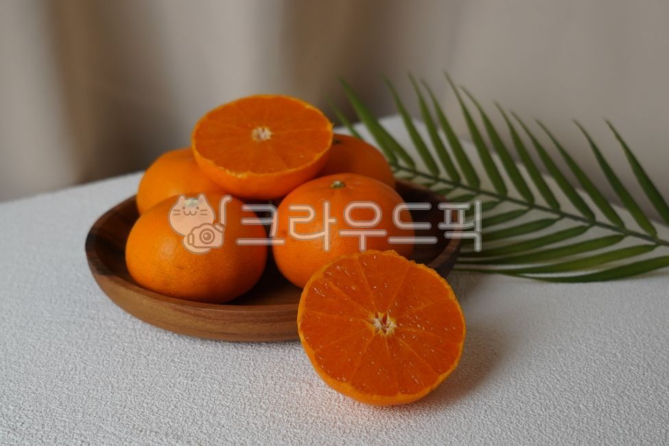 citrusfruit,Cheonhyehyang,citrus fruits,Persimmons,fruit,Orange,food,cross section of fruit
