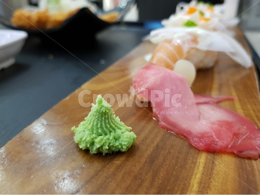 와사비,겨자,연어,초밥,일식,식사,밥,쌀,도마,앙쌀도마앙파,소스,음식,식재료,요리,food,cook,meal,dishes,food reserves,일식,일본음식,일본요리,Japanese food,Japanese dishes,Japanese meal,Japanese cook