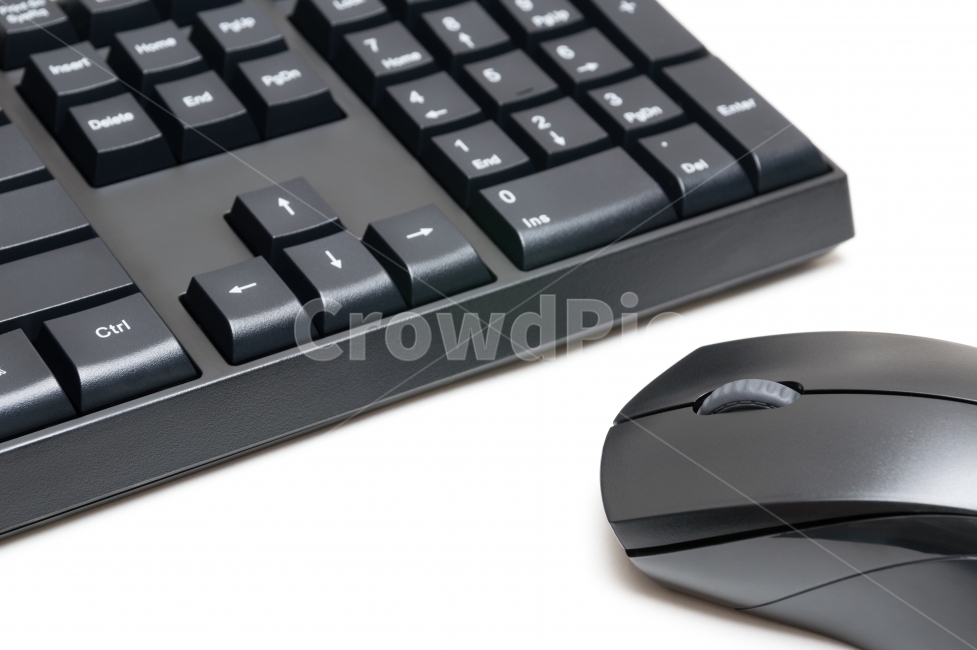 software,documents,numbers,white background,keypad,networking,office,arrangement,mouse,white,enter,letters,hardware,work,wireless mouse,click,tool,system,closeup,typing,device,internet,object,server,concept,document,icon,symbols,network,button,computer,de