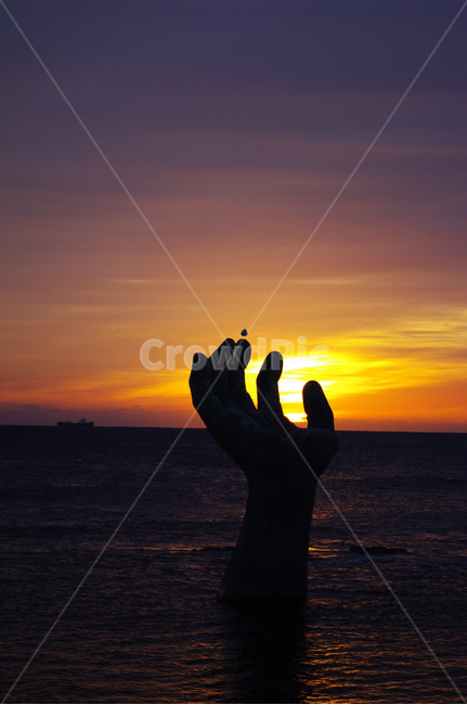 바다,하늘,구름,풍경,해맞이,일출,sunrise,호미곶,상생의손,랜드마크,landmark,랜드마크,landmark,tourist attraction,한국랜드마크,한국관광지,한국명소,korea landmark,korea tourist attraction