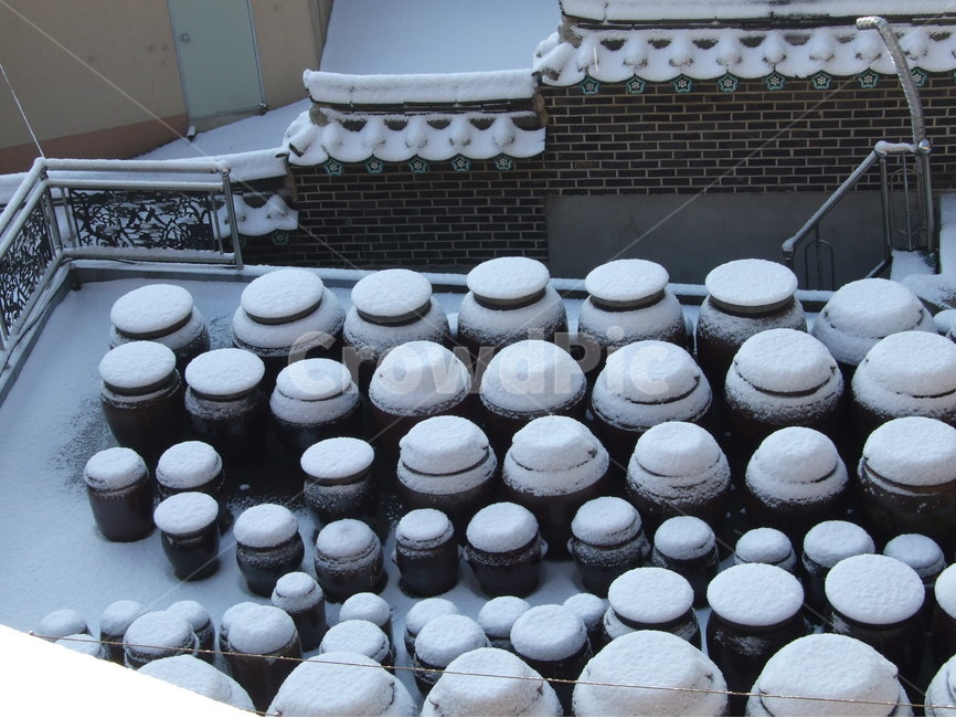 겨울,눈,장독대,전통,시골,겨울,계절,winter,season,한국전통,한국문화,korean traditional,korean culture