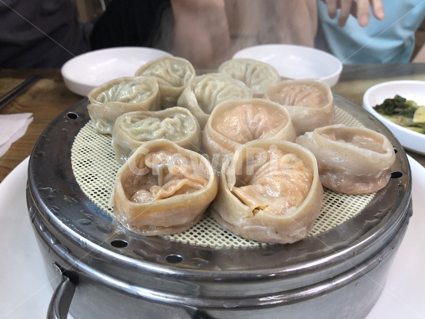 만두,한식,만두요리,음식,mandoo,food,koreafood,kfood,음식,식재료,요리,food,cook,meal,dishes,food reserves