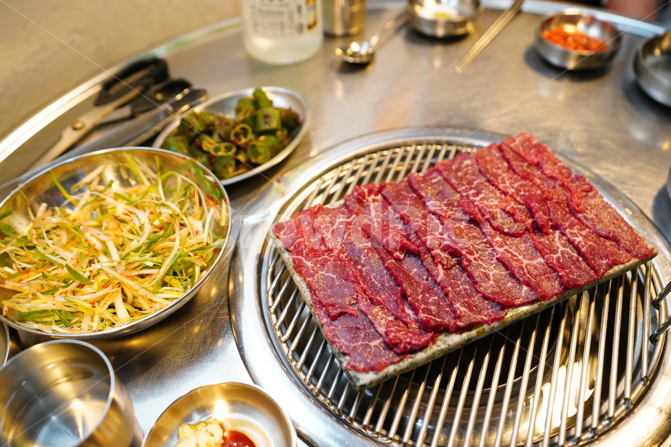 고기,육사시미,먹거리,육식,안주,소,한우,먹방,육류,빨강,레드,음식,푸드,색감,음식,식재료,요리,food,cook,meal,dishes,food reserves,육류,고기,meat